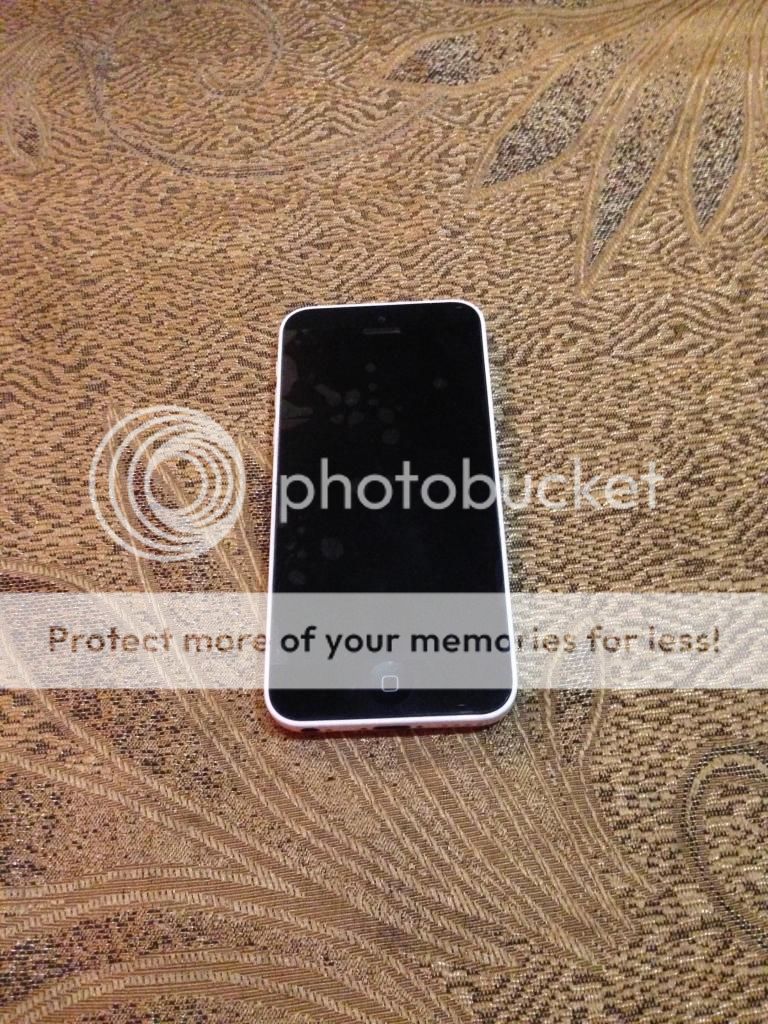 Cần bán em Iphone 5c 16G white Lock my new 98% nguyen zin giá tốt .